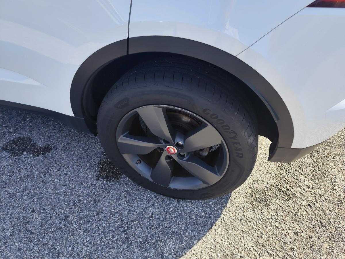 jaguar-e-pace-2019-diesel-1999cc