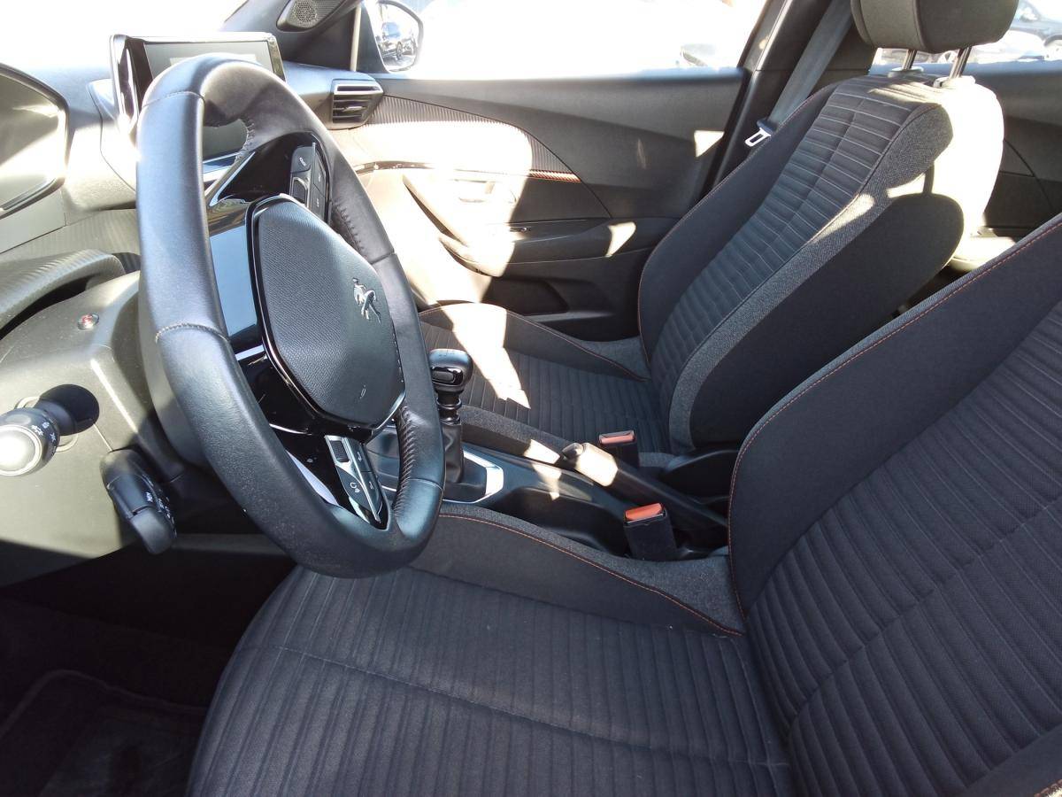 peugeot-2008-2022-gasolina-1199cc