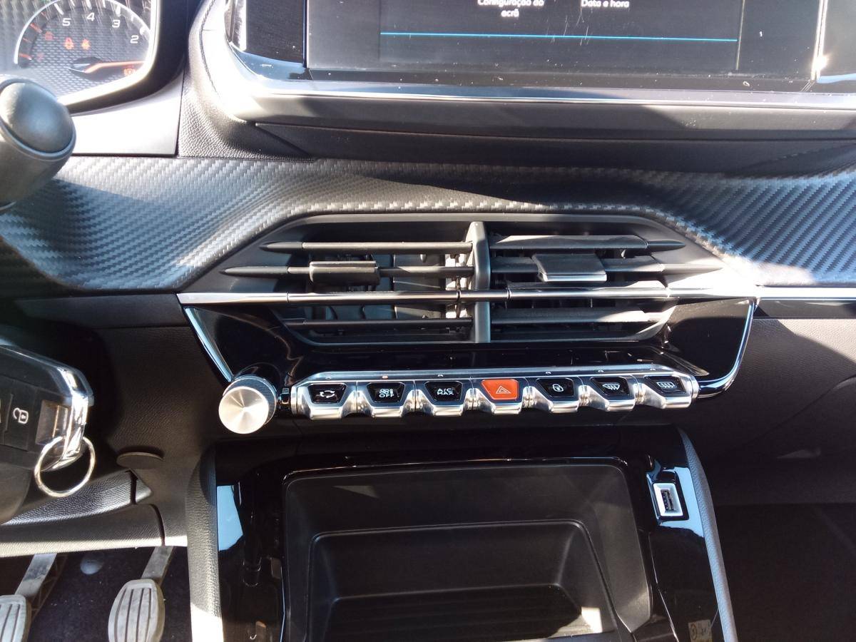 peugeot-2008-2022-gasolina-1199cc
