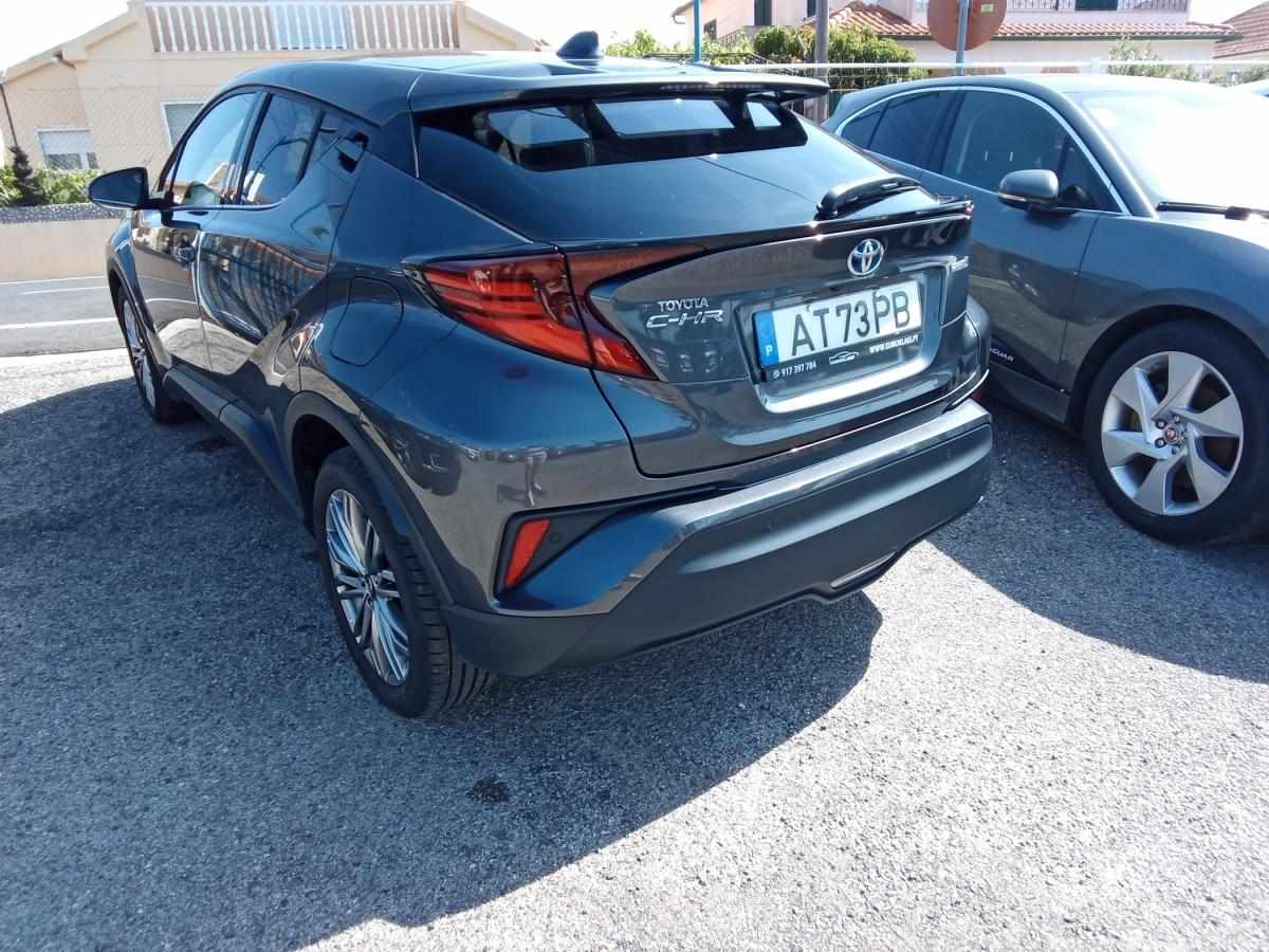 toyota-c-hr-2022-hibrido-a-gasolina-1798cc
