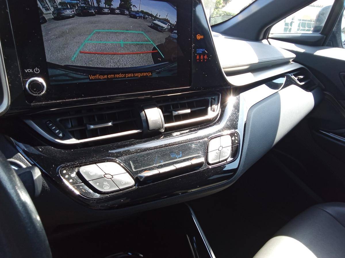 toyota-c-hr-2022-hibrido-a-gasolina-1798cc