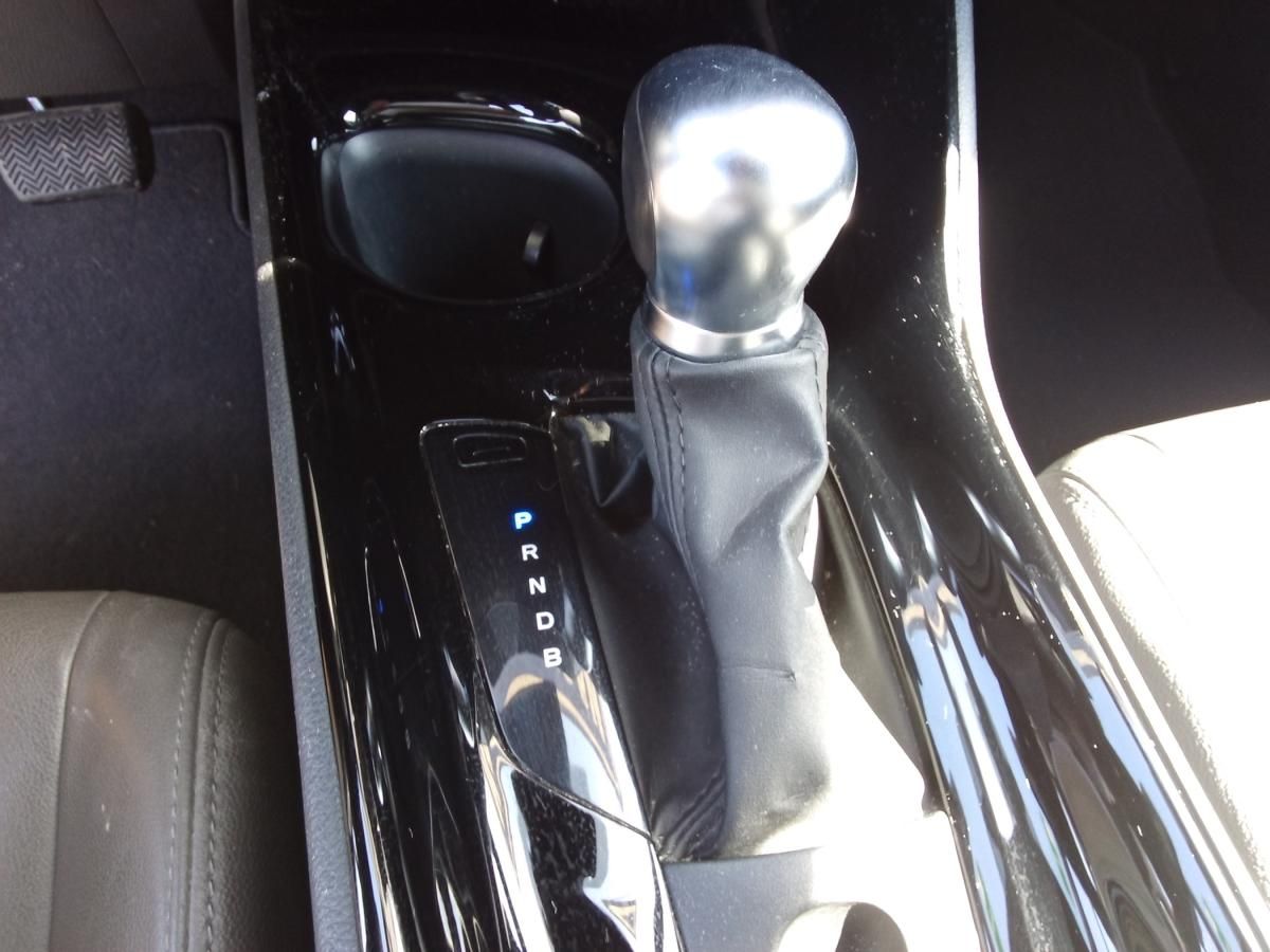 toyota-c-hr-2022-hibrido-a-gasolina-1798cc