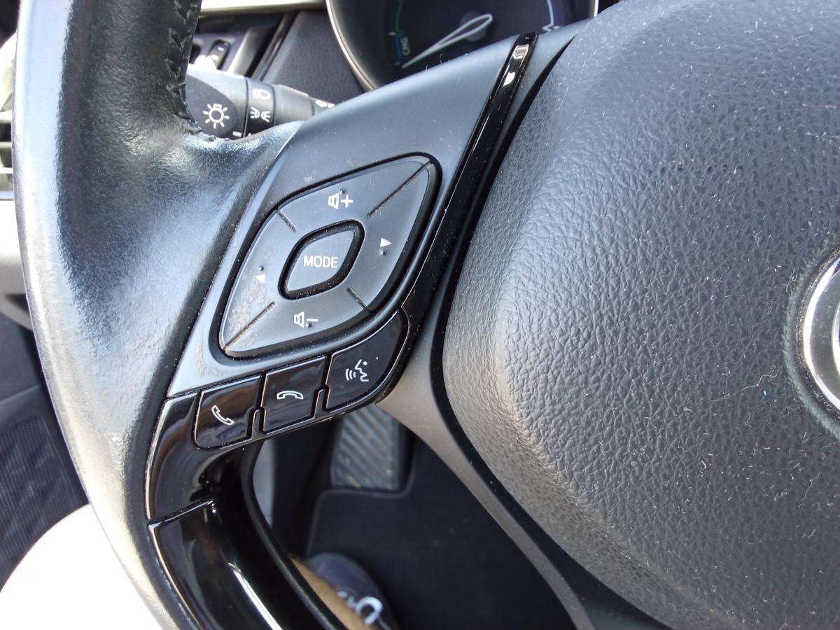 toyota-c-hr-2022-hibrido-a-gasolina-1798cc