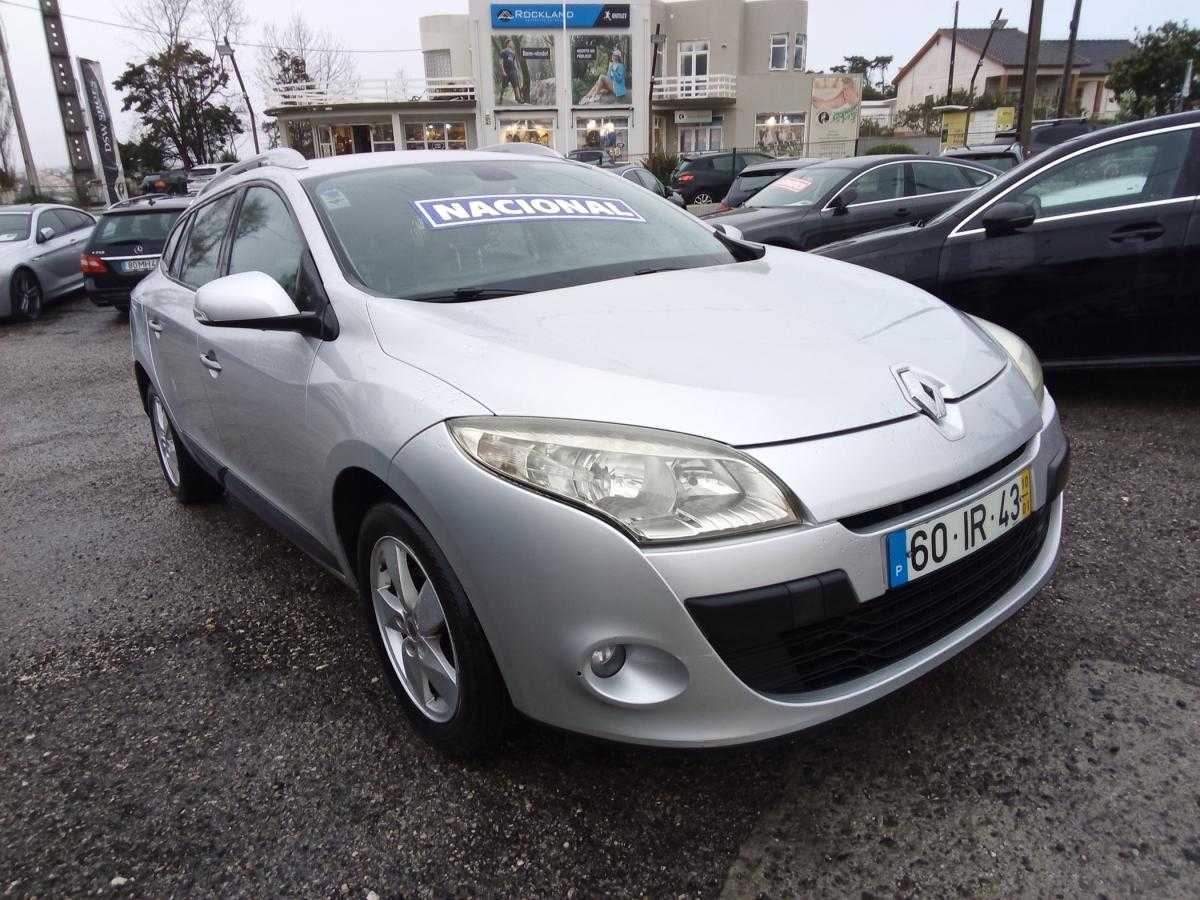 renault-megane-sport-tourer-2010-diesel-1461cc
