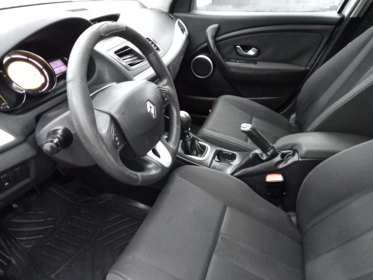 renault-megane-sport-tourer-2010-diesel-1461cc