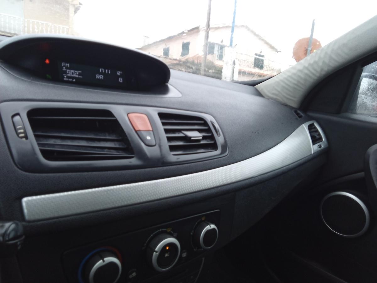renault-megane-sport-tourer-2010-diesel-1461cc