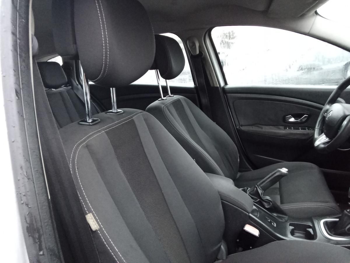renault-megane-sport-tourer-2010-diesel-1461cc