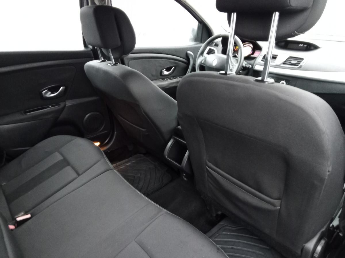 renault-megane-sport-tourer-2010-diesel-1461cc