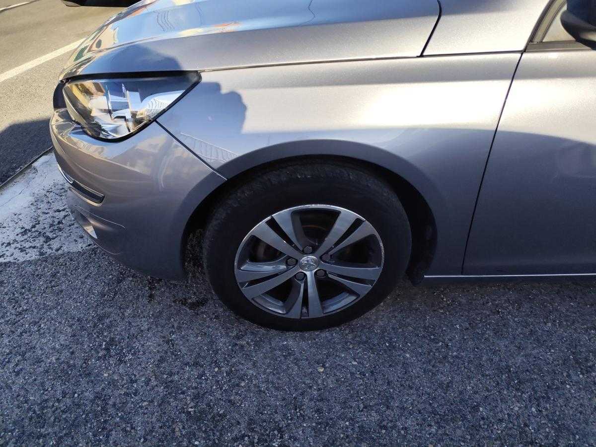 peugeot-308-sw-2016-gasolina-1199cc