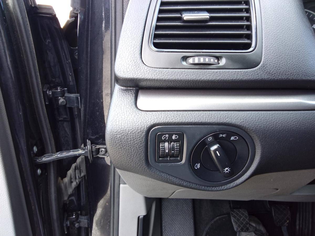 seat-alhambra-2014-diesel-1968cc