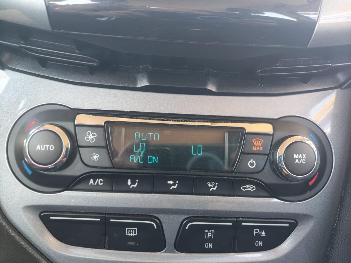 ford-focus-sw-2014-diesel-1560cc