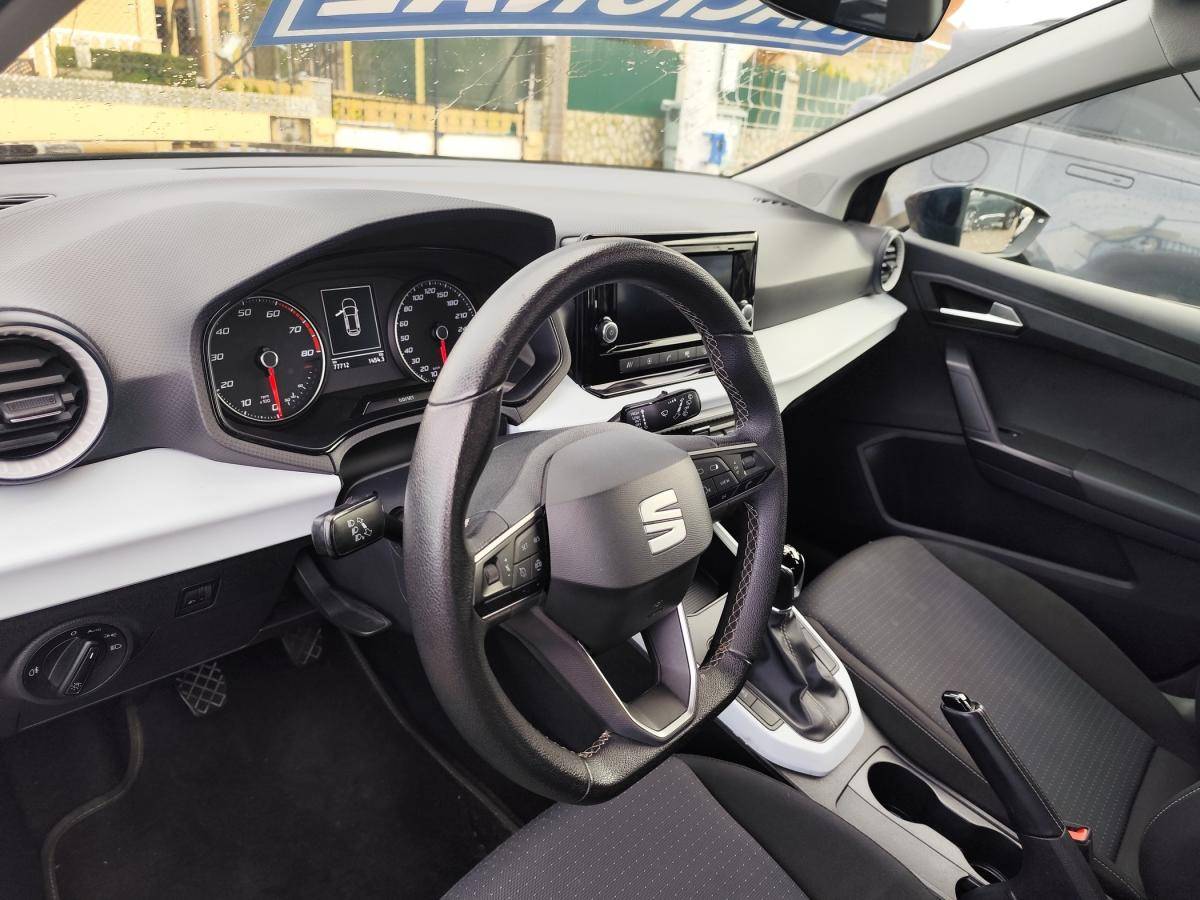 seat-arona-2023-gasolina-999cc