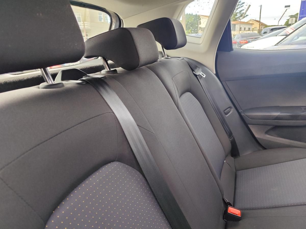 seat-arona-2023-gasolina-999cc
