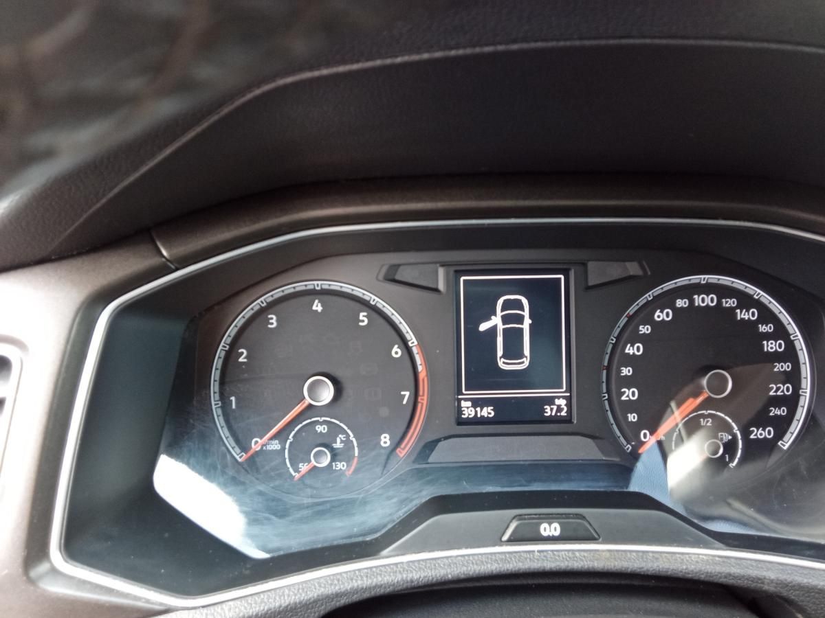 volkswagen-t-roc-2018-gasolina-999cc