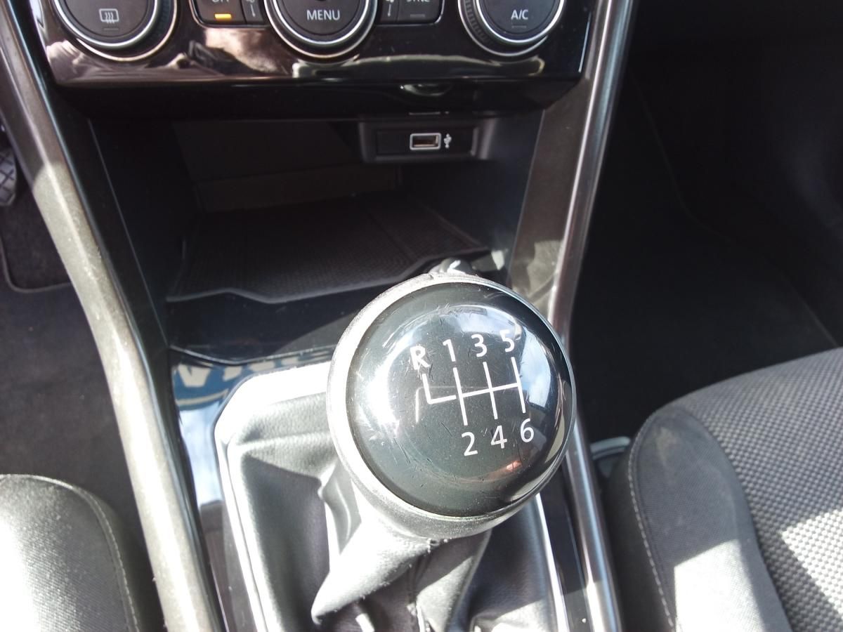 volkswagen-t-roc-2018-gasolina-999cc