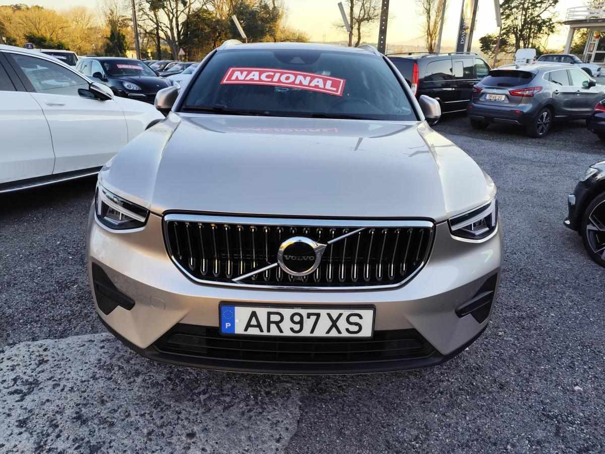 volvo-xc40-2022-hibrido-a-gasolina-1477cc