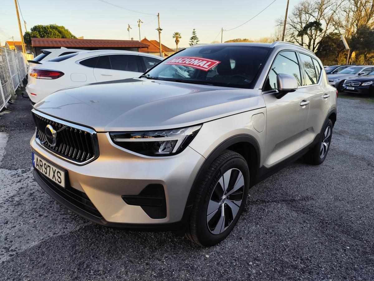 volvo-xc40-2022-hibrido-a-gasolina-1477cc