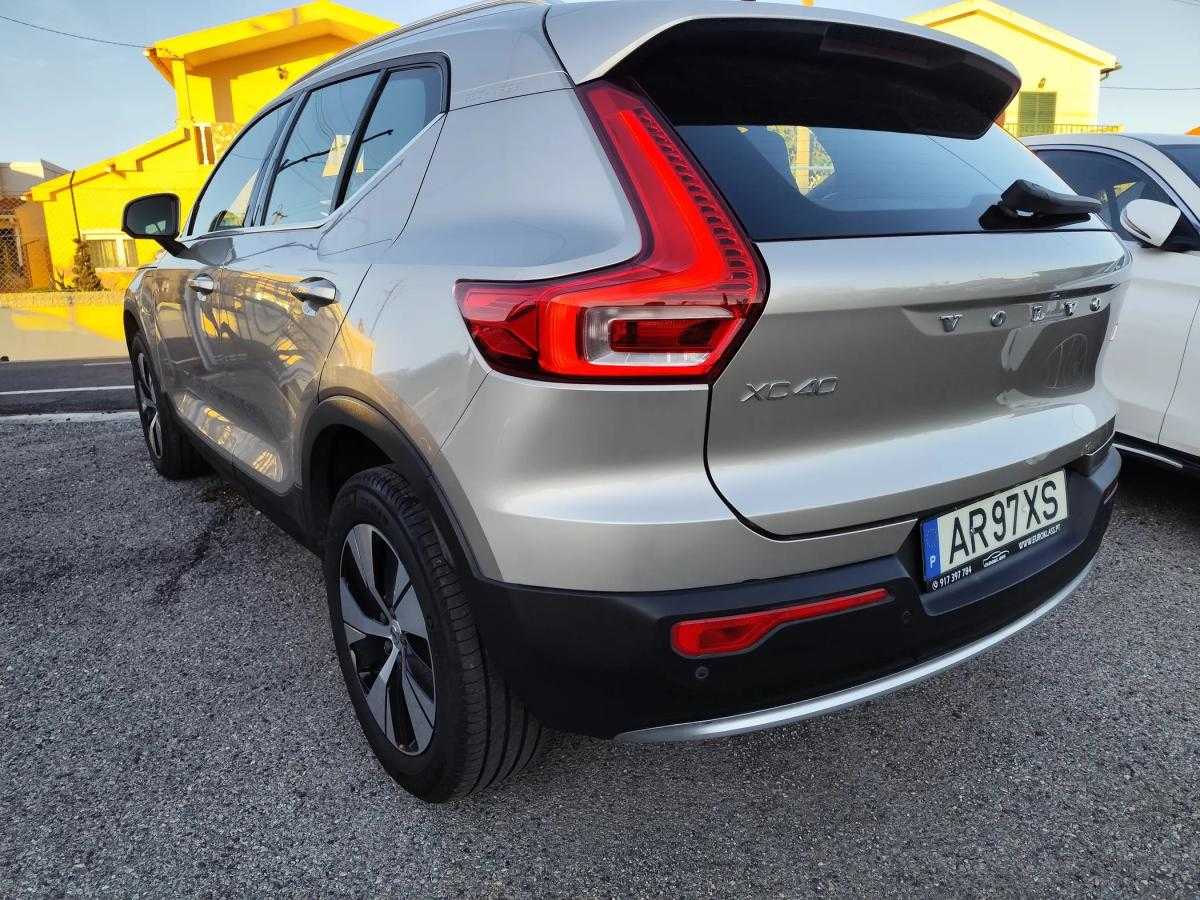 volvo-xc40-2022-hibrido-a-gasolina-1477cc