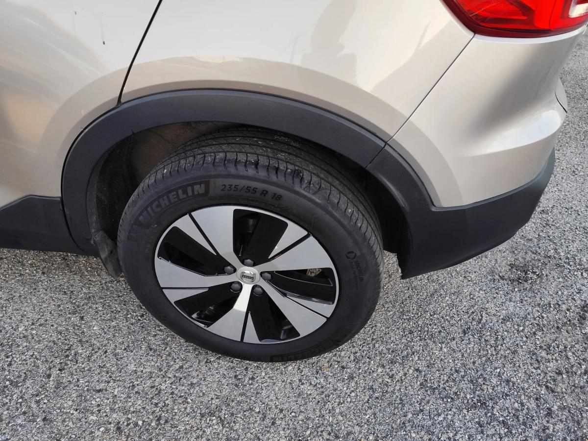 volvo-xc40-2022-hibrido-a-gasolina-1477cc