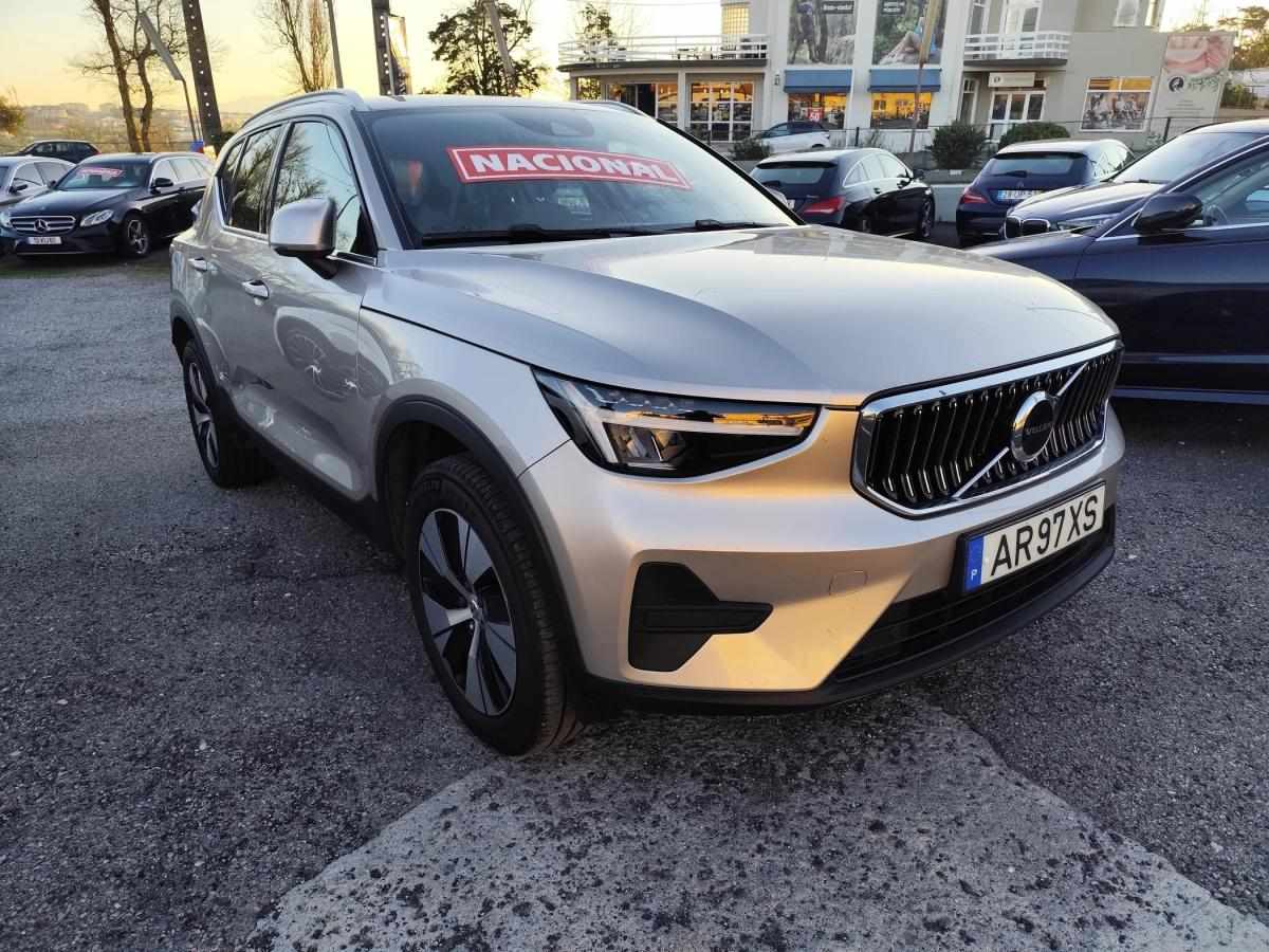 volvo-xc40-2022-hibrido-a-gasolina-1477cc