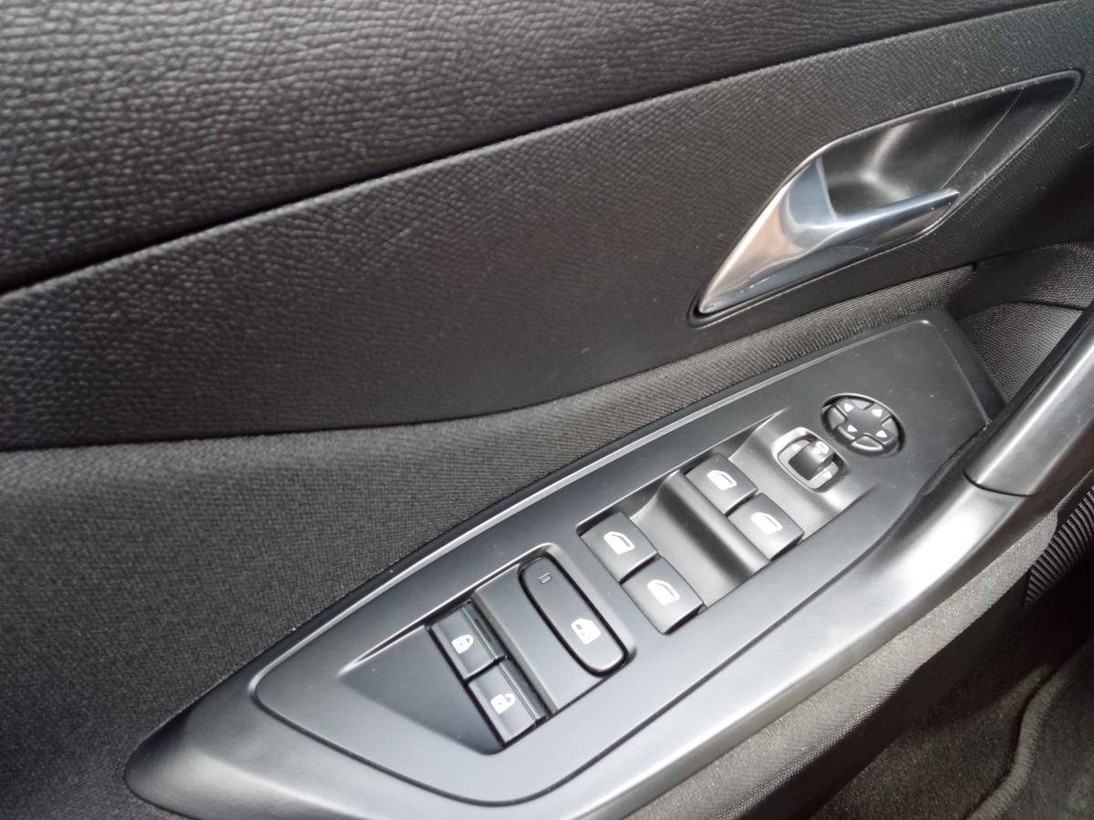 peugeot-308-sw-2022-diesel-1499cc