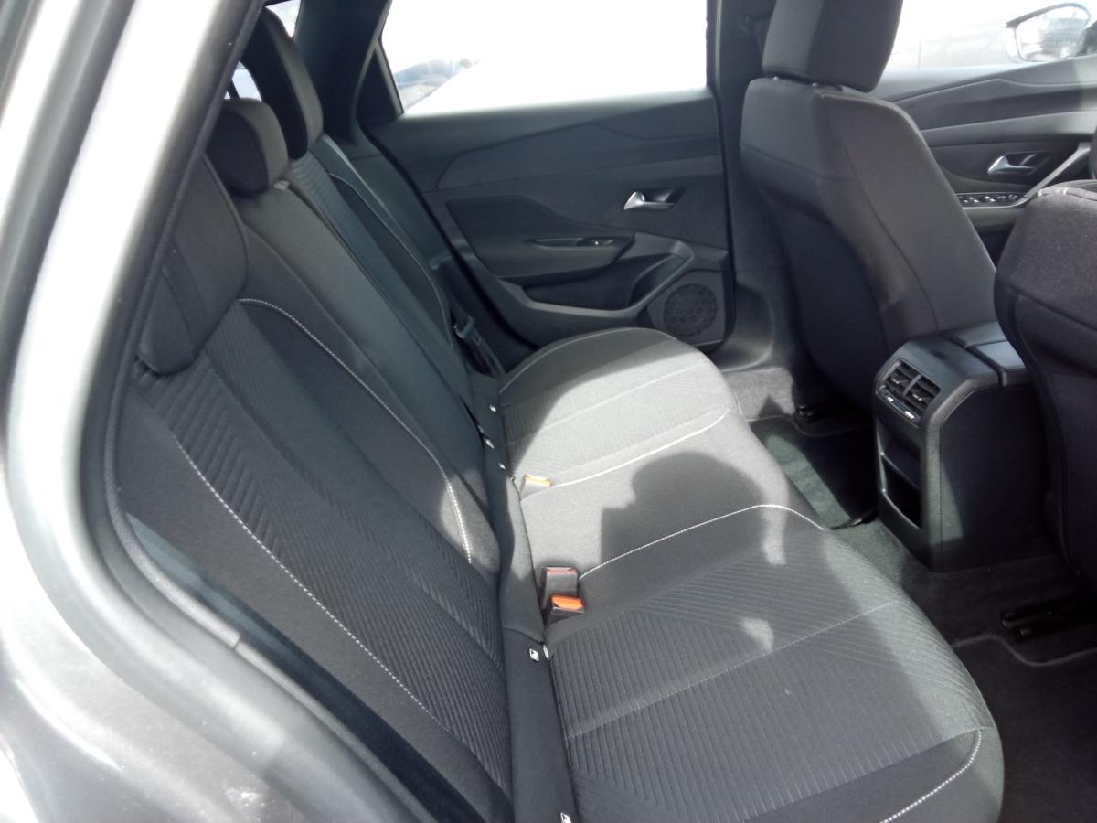 peugeot-308-sw-2022-diesel-1499cc