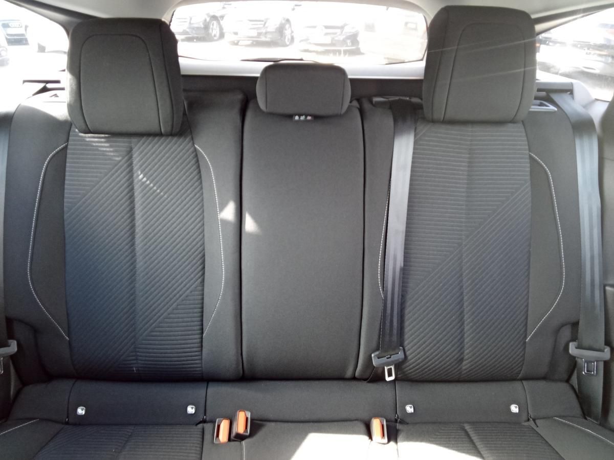 peugeot-308-sw-2022-diesel-1499cc