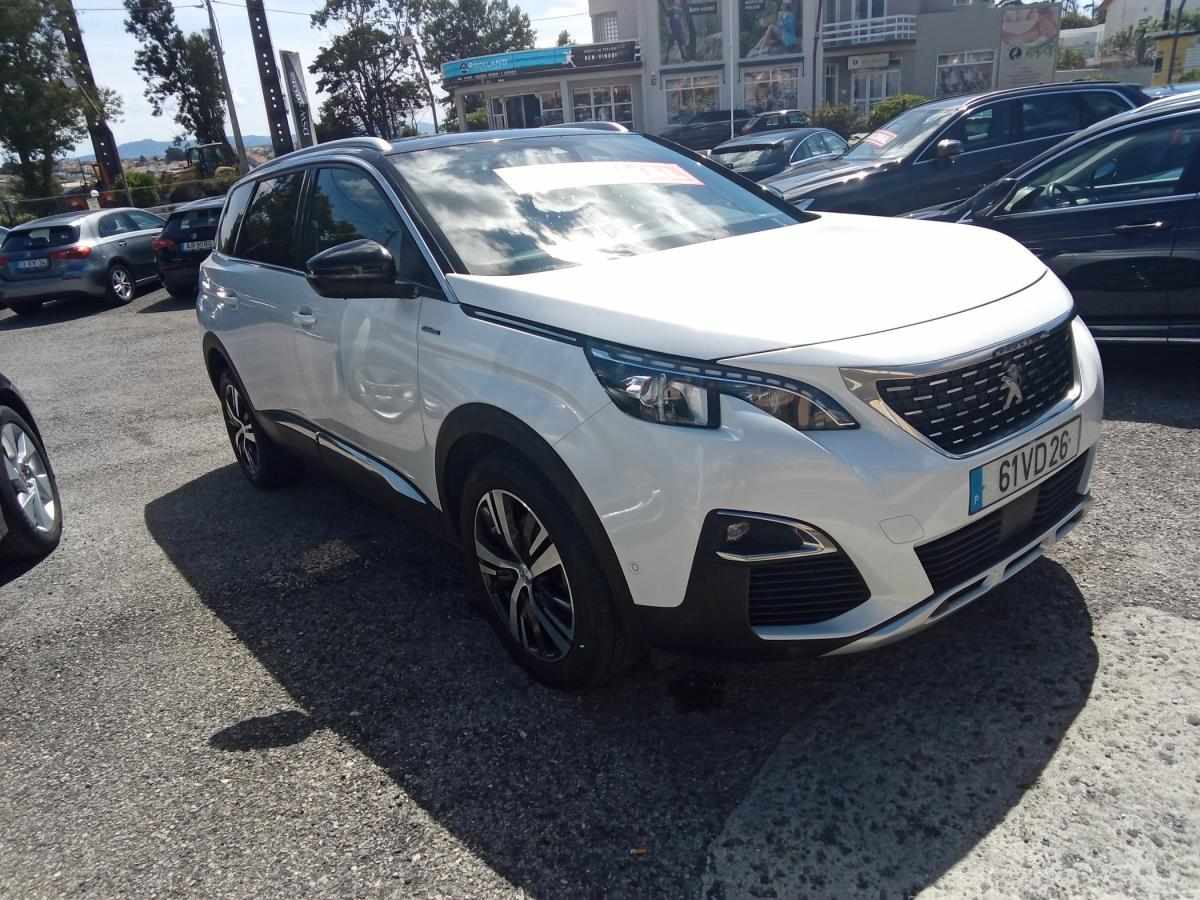 peugeot-5008-2018-diesel-1499cc