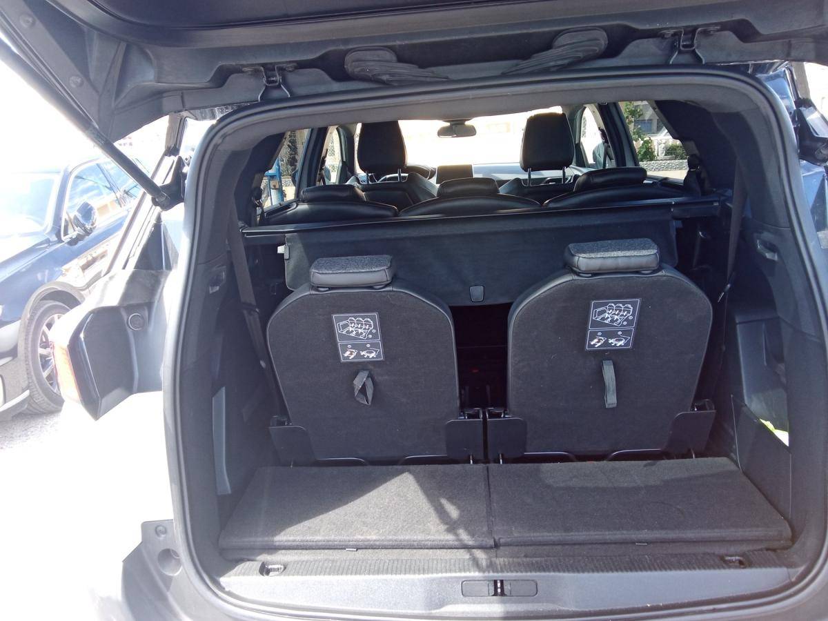 peugeot-5008-2018-diesel-1499cc