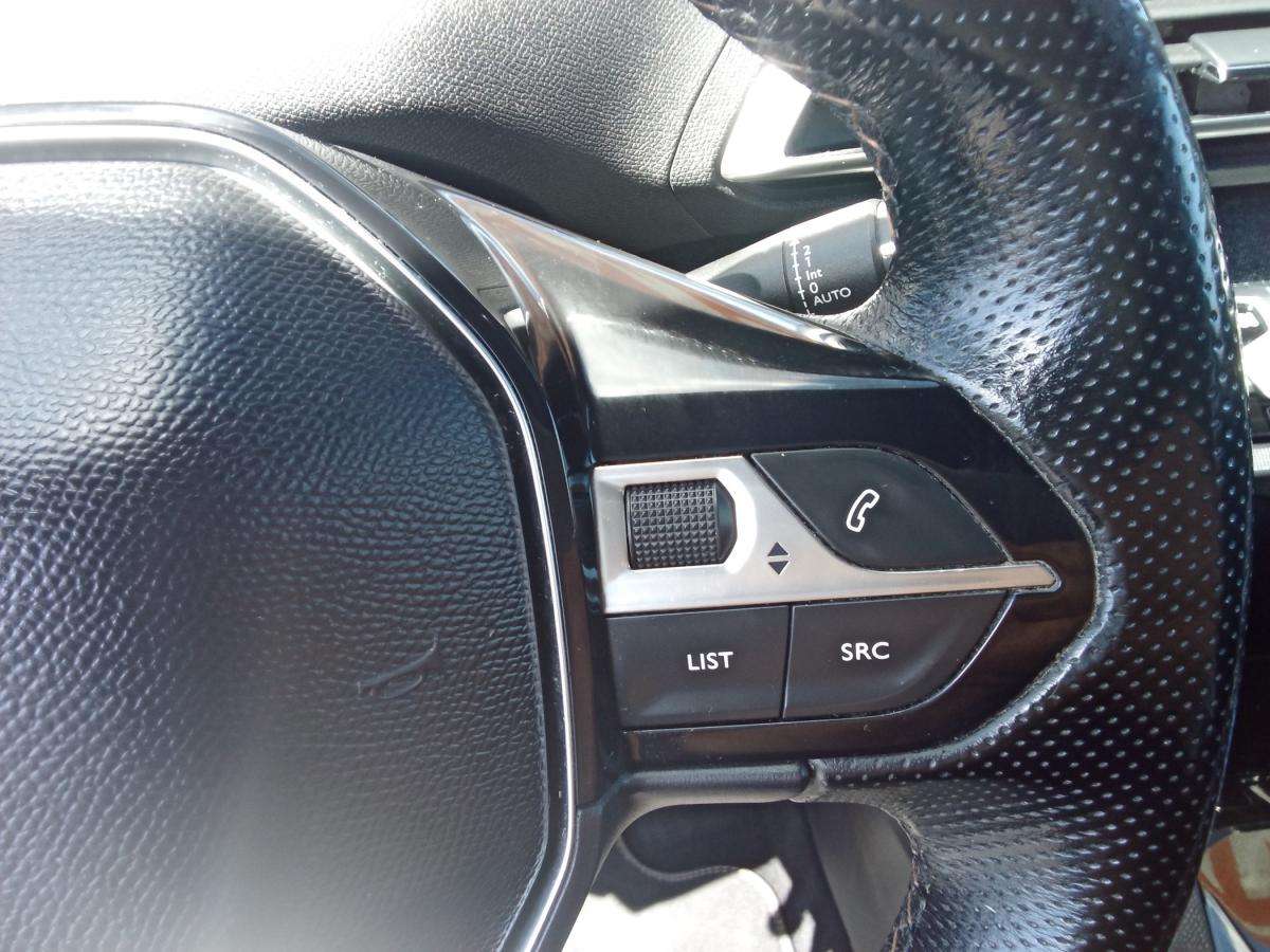 peugeot-5008-2018-diesel-1499cc