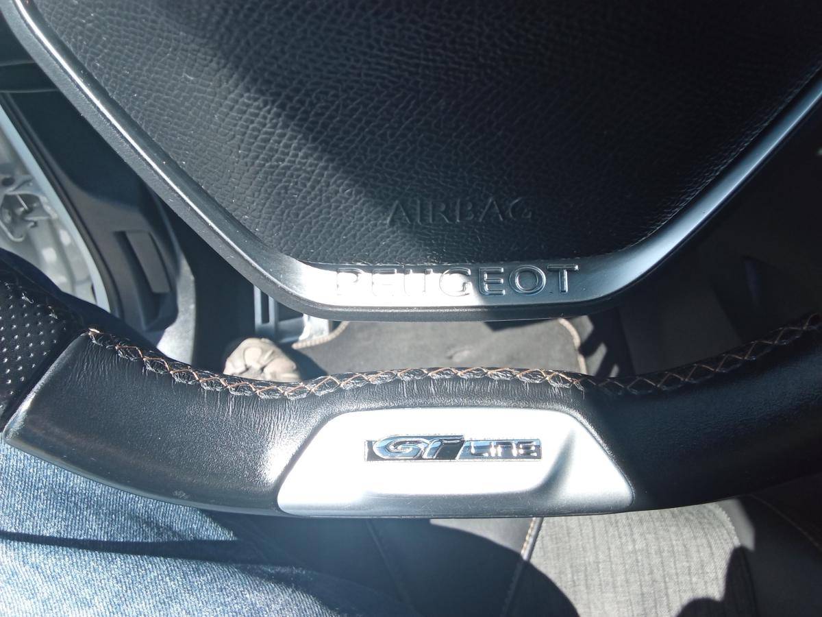 peugeot-5008-2018-diesel-1499cc