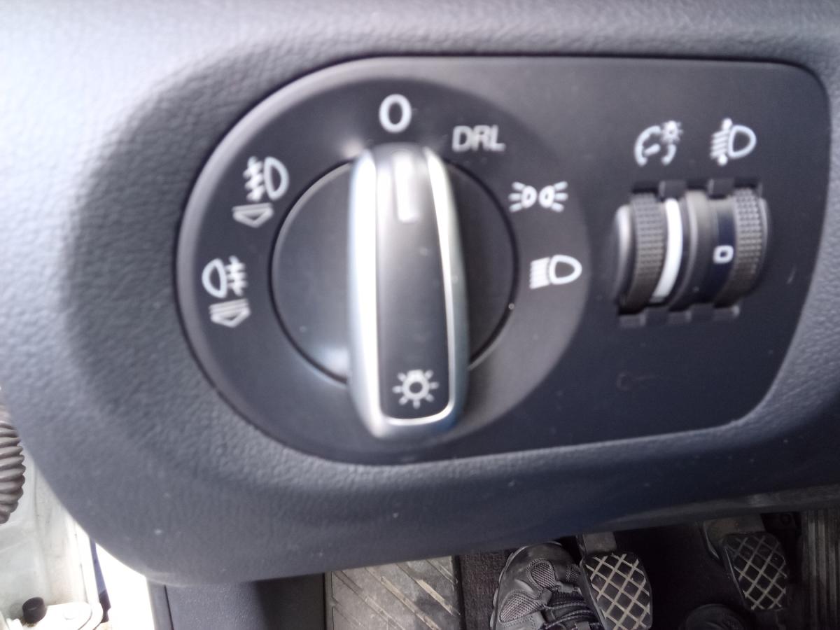audi-a3-sportback-2012-diesel-1598cc