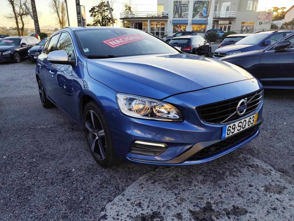 volvo-v60-2017-hibrido-a-diesel-2400cc