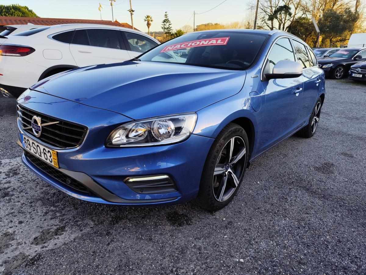 volvo-v60-2017-hibrido-a-diesel-2400cc