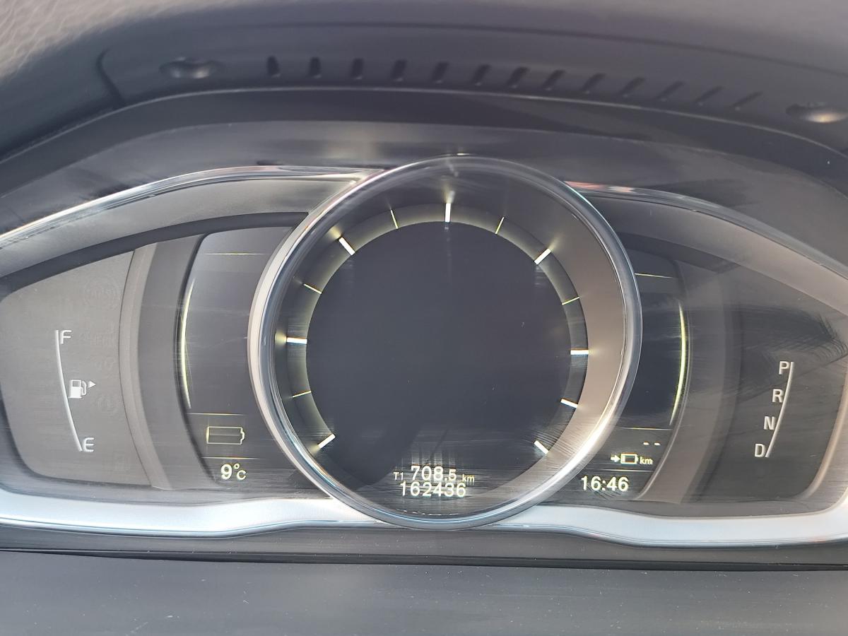 volvo-v60-2017-hibrido-a-diesel-2400cc