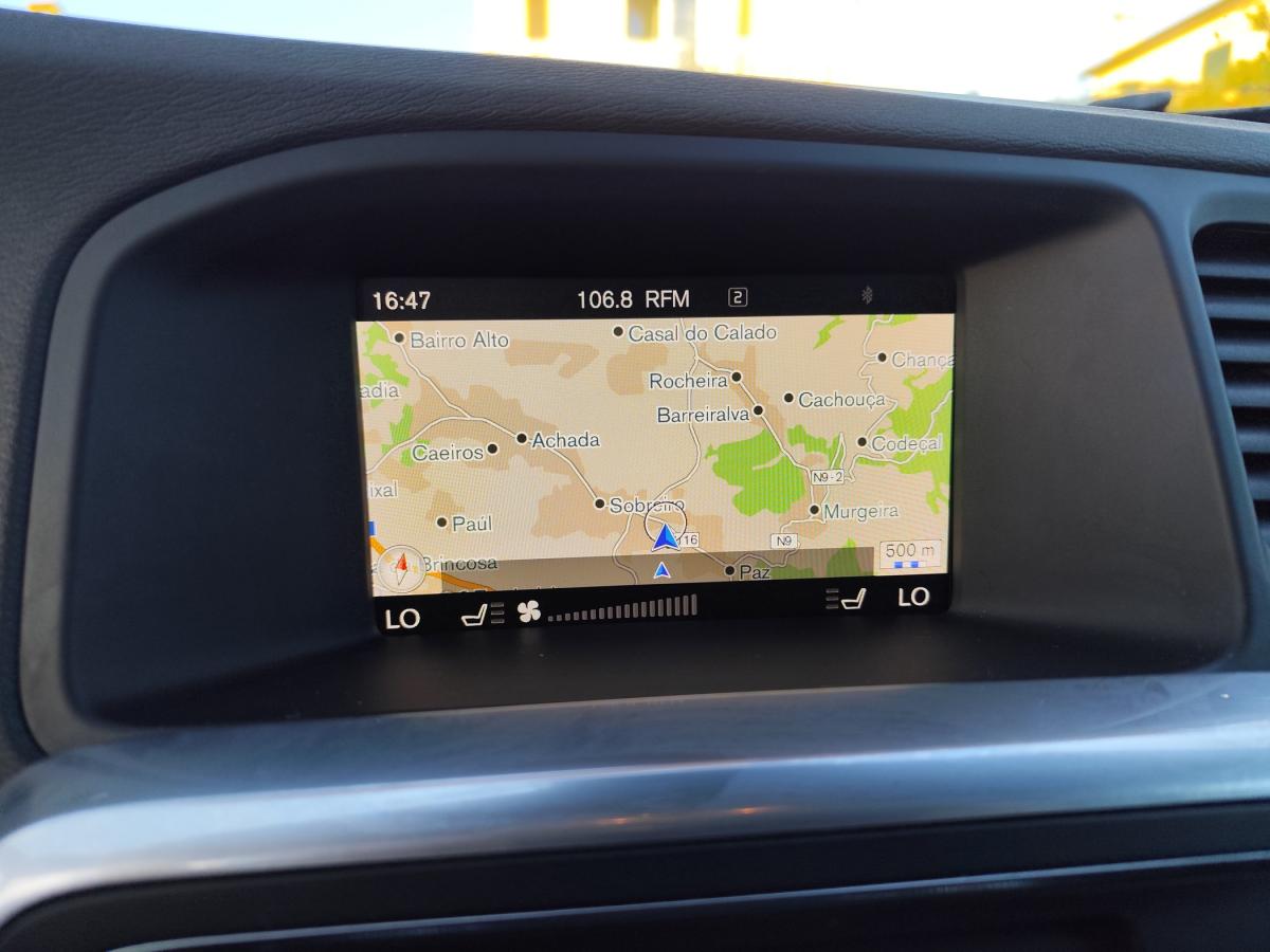volvo-v60-2017-hibrido-a-diesel-2400cc
