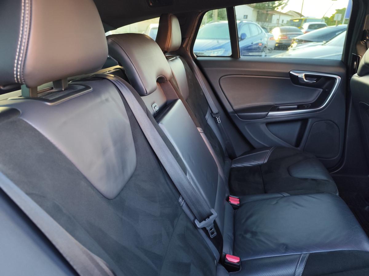 volvo-v60-2017-hibrido-a-diesel-2400cc