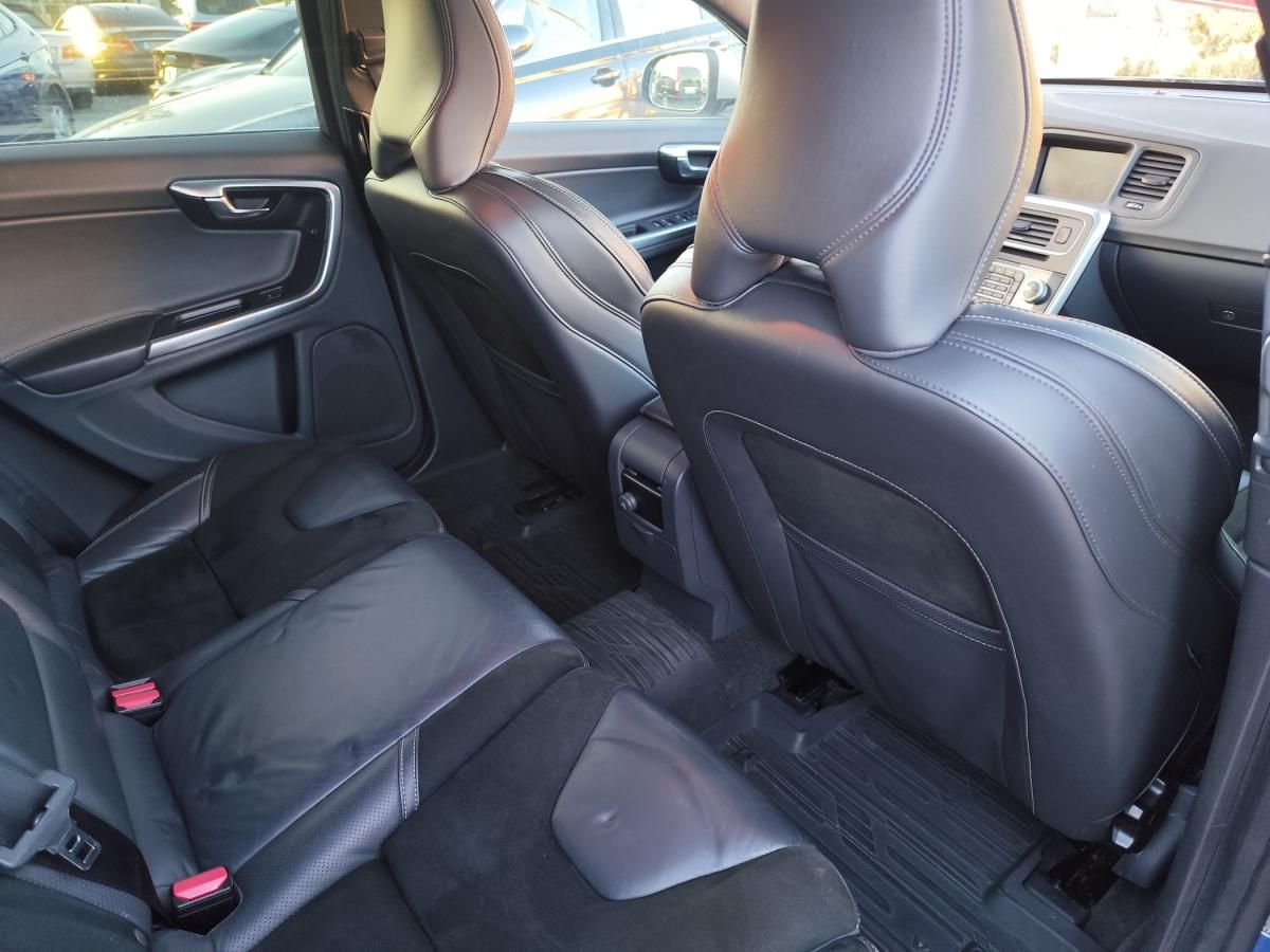 volvo-v60-2017-hibrido-a-diesel-2400cc