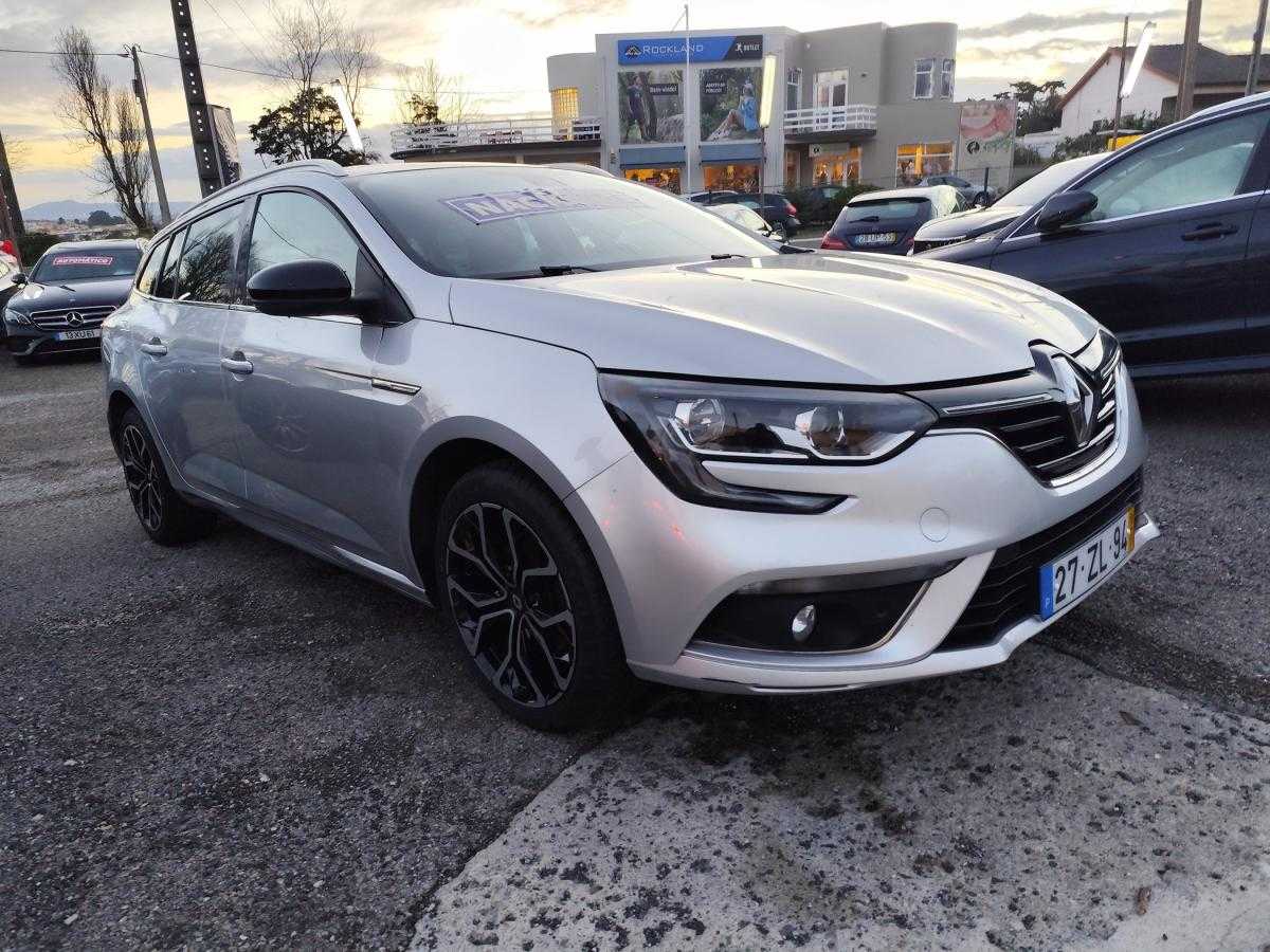 renault-megane-sport-tourer-2019-diesel-1461cc