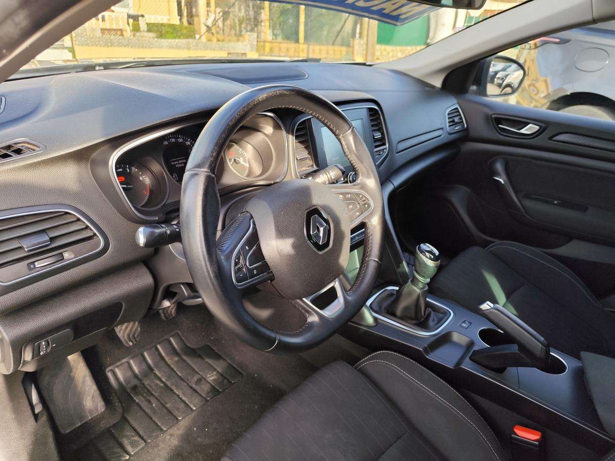 renault-megane-sport-tourer-2019-diesel-1461cc