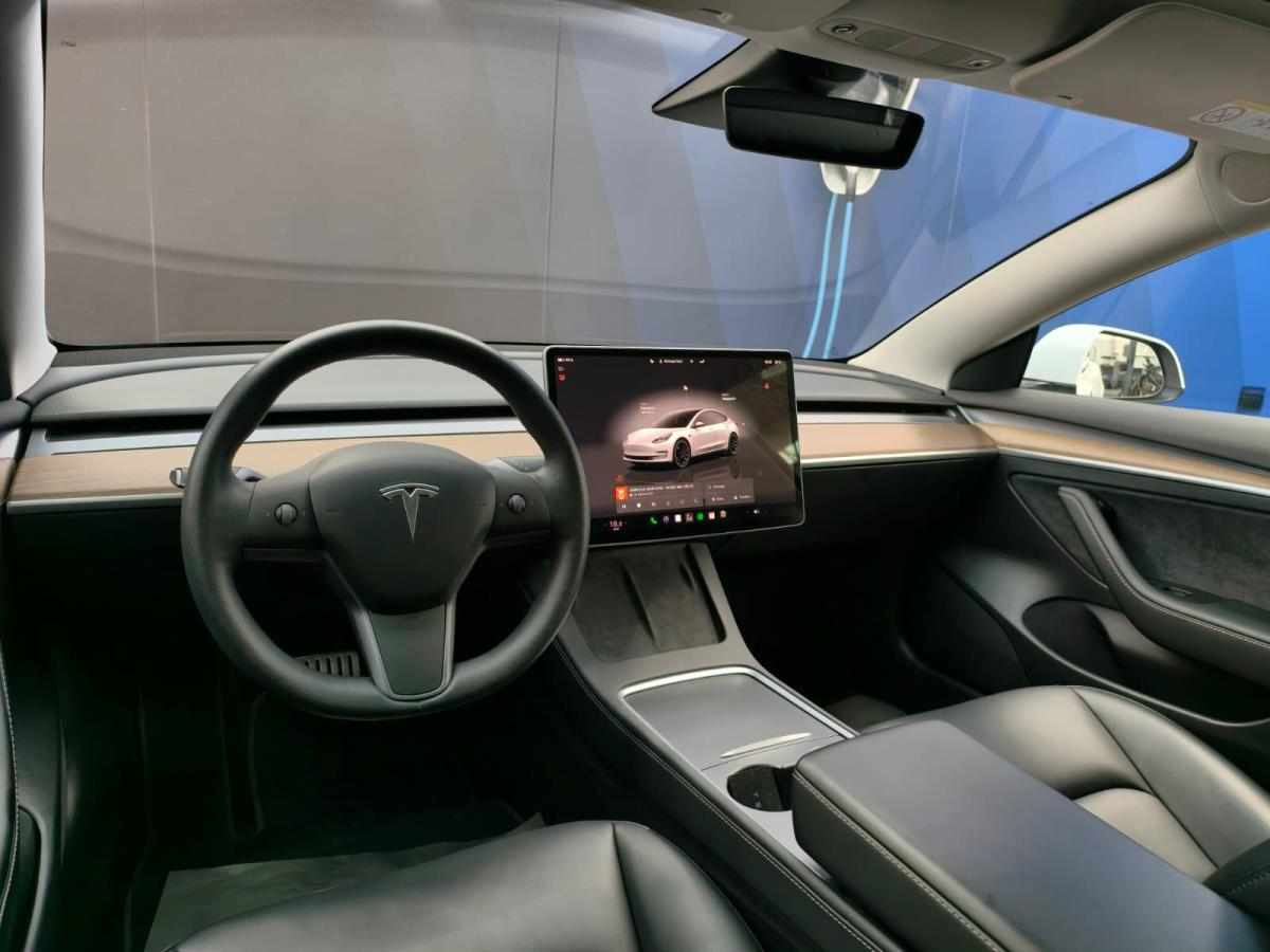tesla-model-3-performance-2023-eletrico