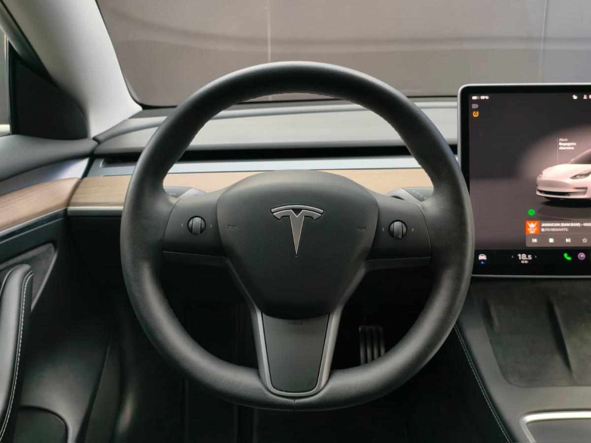 tesla-model-3-performance-2023-eletrico