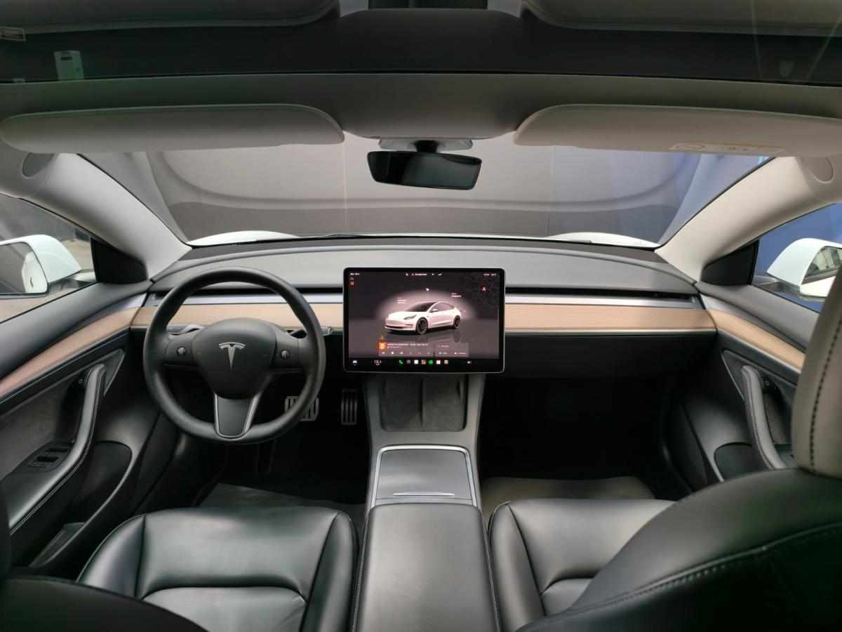 tesla-model-3-performance-2023-eletrico