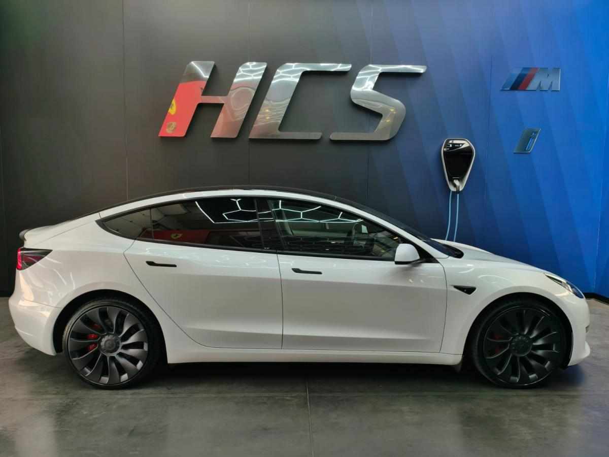 tesla-model-3-performance-2023-eletrico