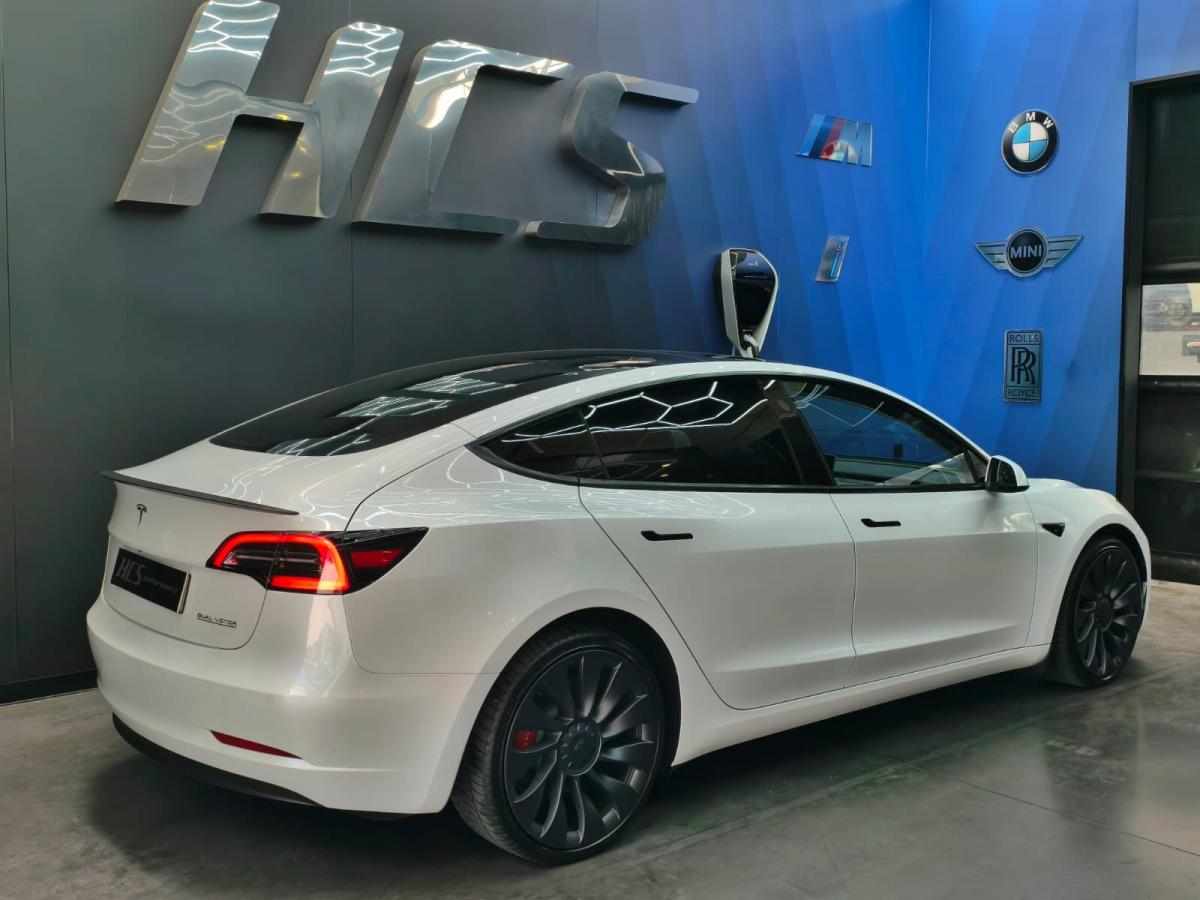 tesla-model-3-performance-2023-eletrico