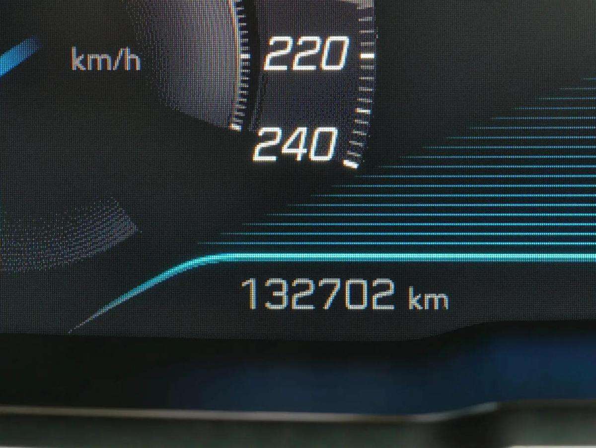 peugeot-3008-2018-diesel-1499cc