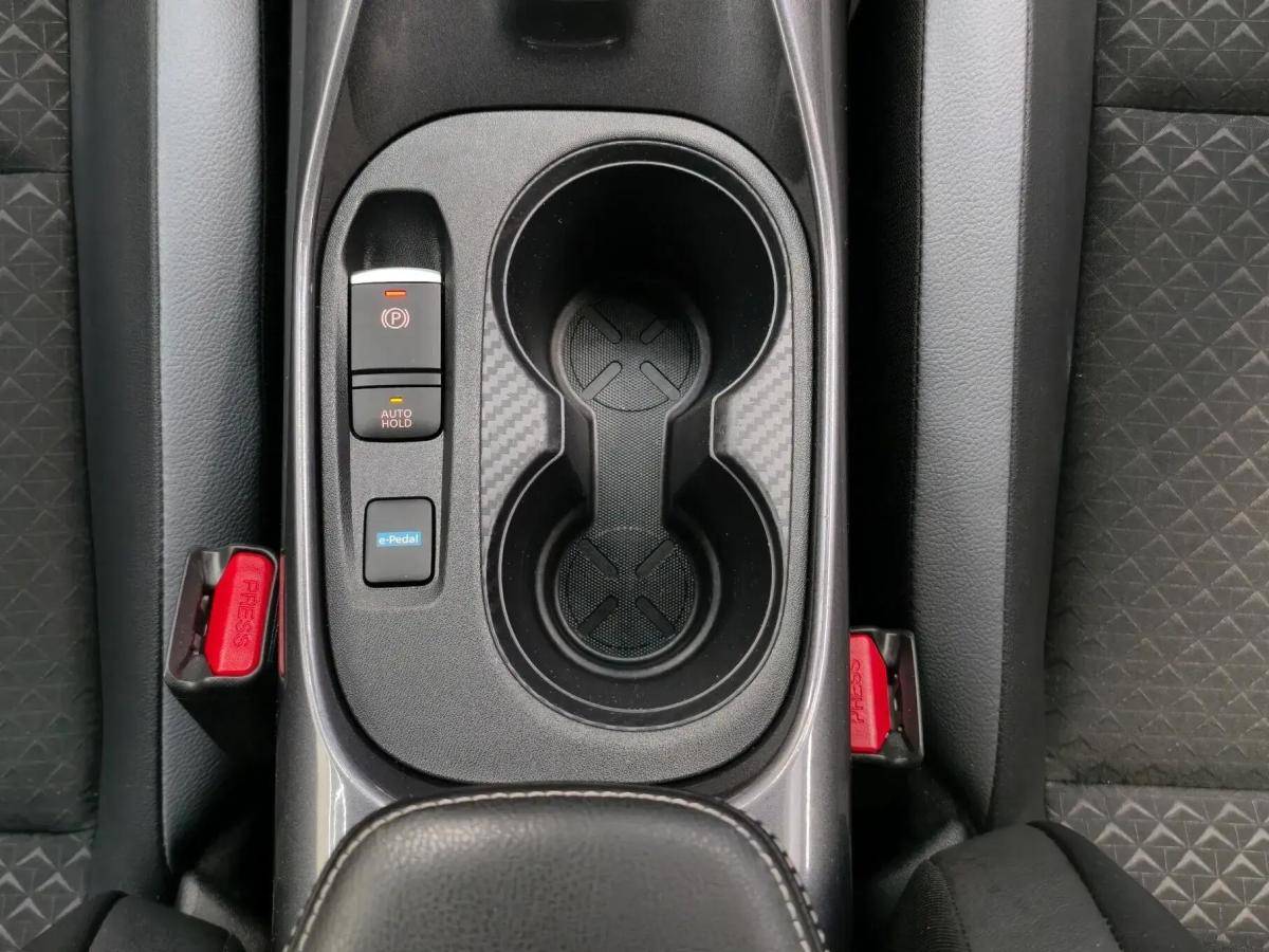 nissan-juke-2025-hibrido-a-gasolina-1598cc