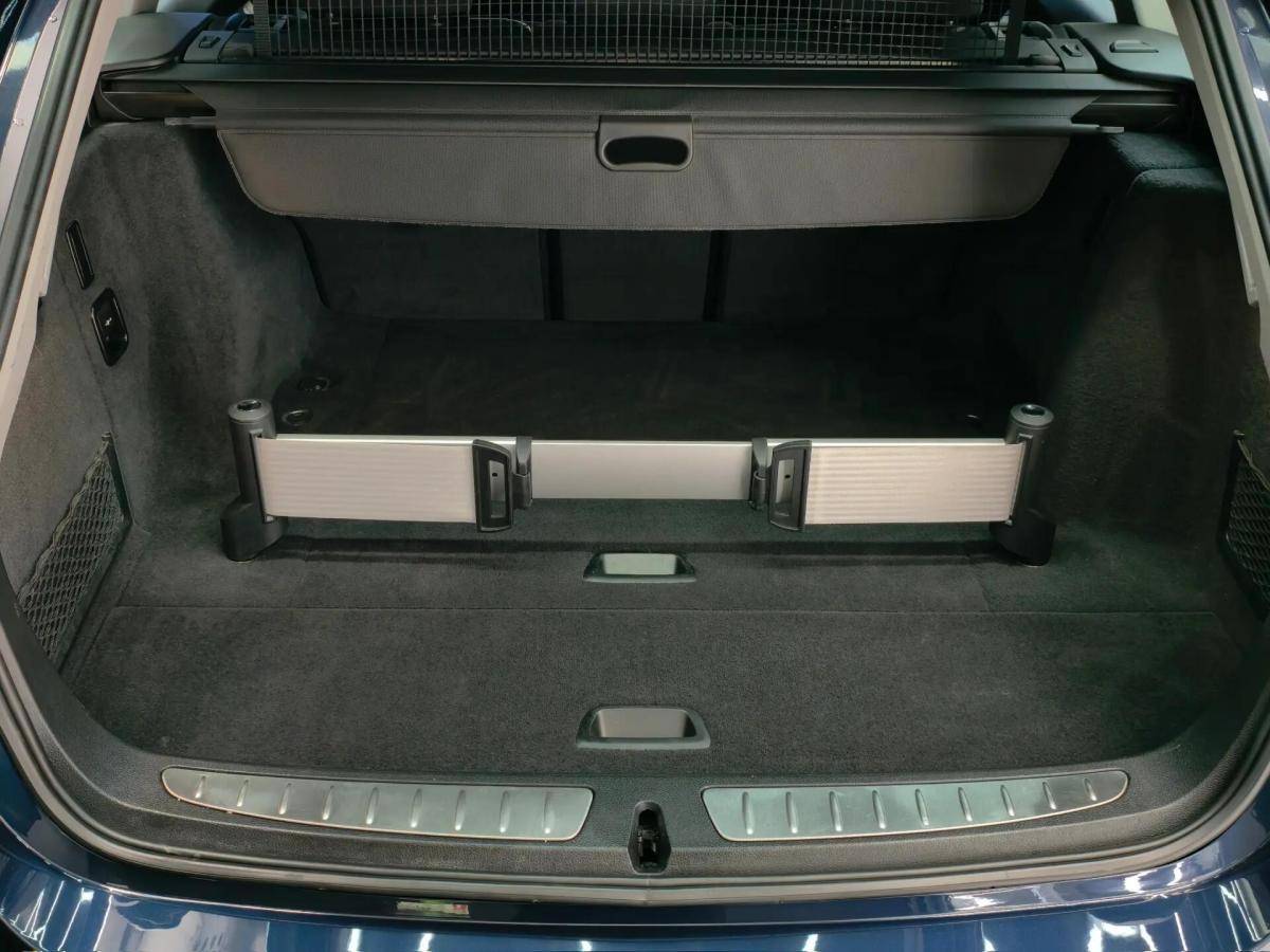 bmw-serie-3-318d-touring-2016-diesel-1995cc