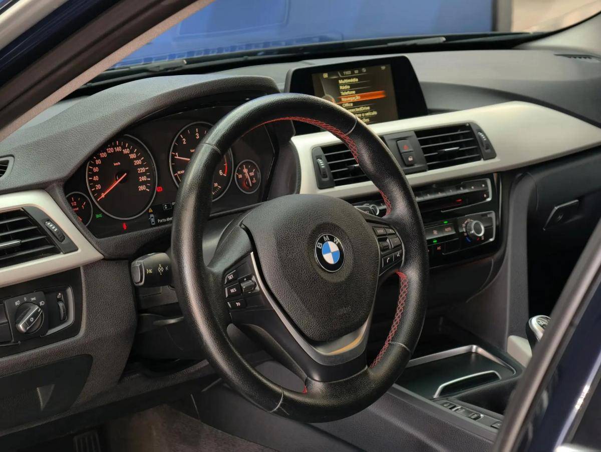 bmw-serie-3-318d-touring-2016-diesel-1995cc
