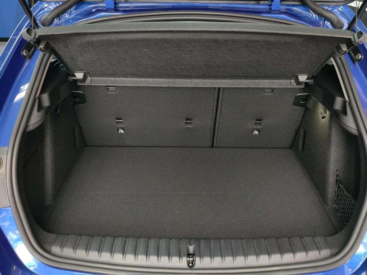 bmw-serie-1-2025-diesel-1995cc